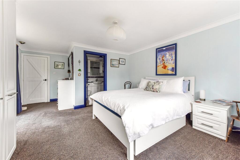 Main Bedroom
