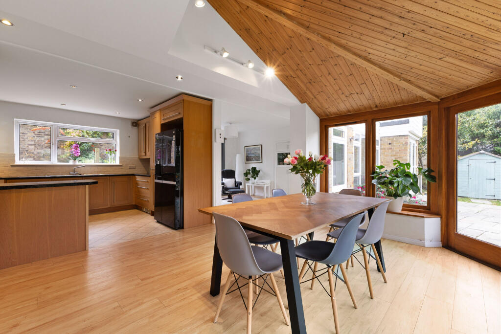 Breakfast Room