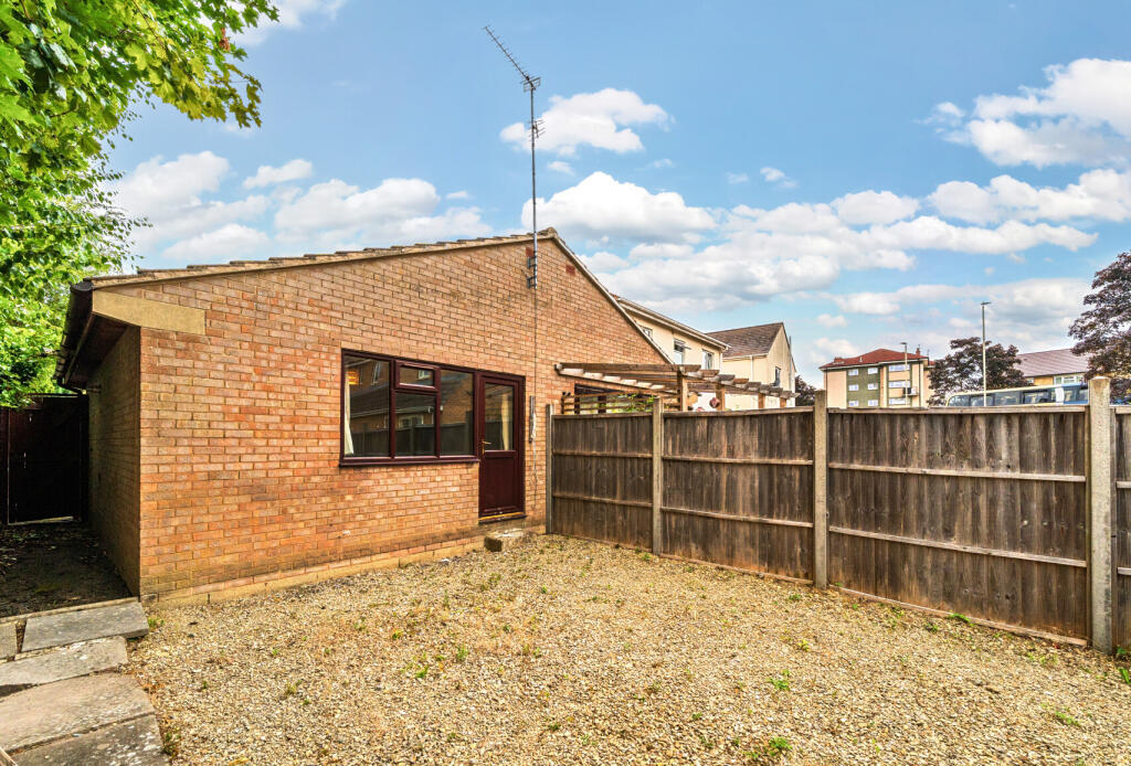 1319504-4-6863c9c...