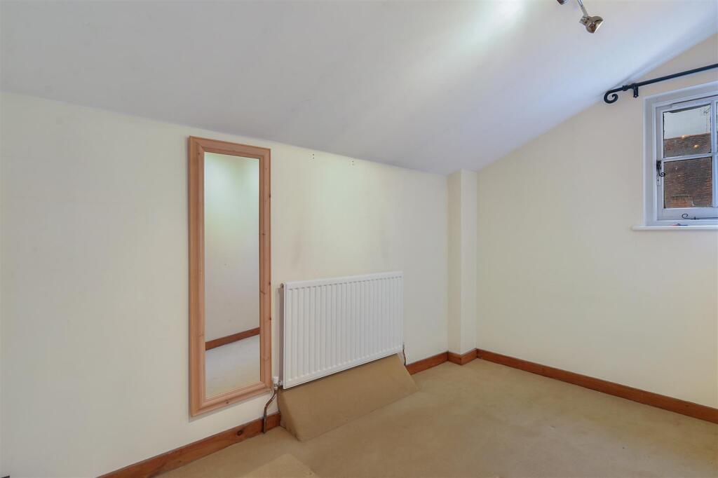 Stables08.jpg