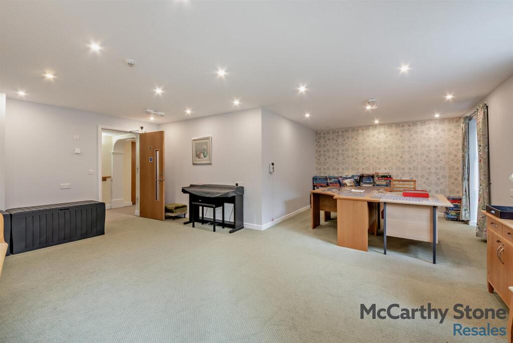 8668941-interior07-800.jpg
