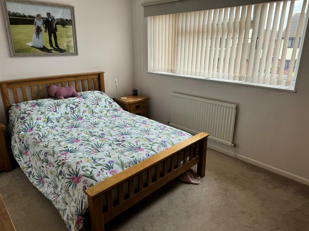 Bedroom,,.,.jpg