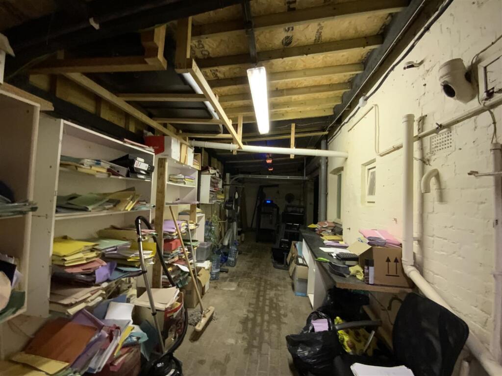 Store (Former courtyard garden)