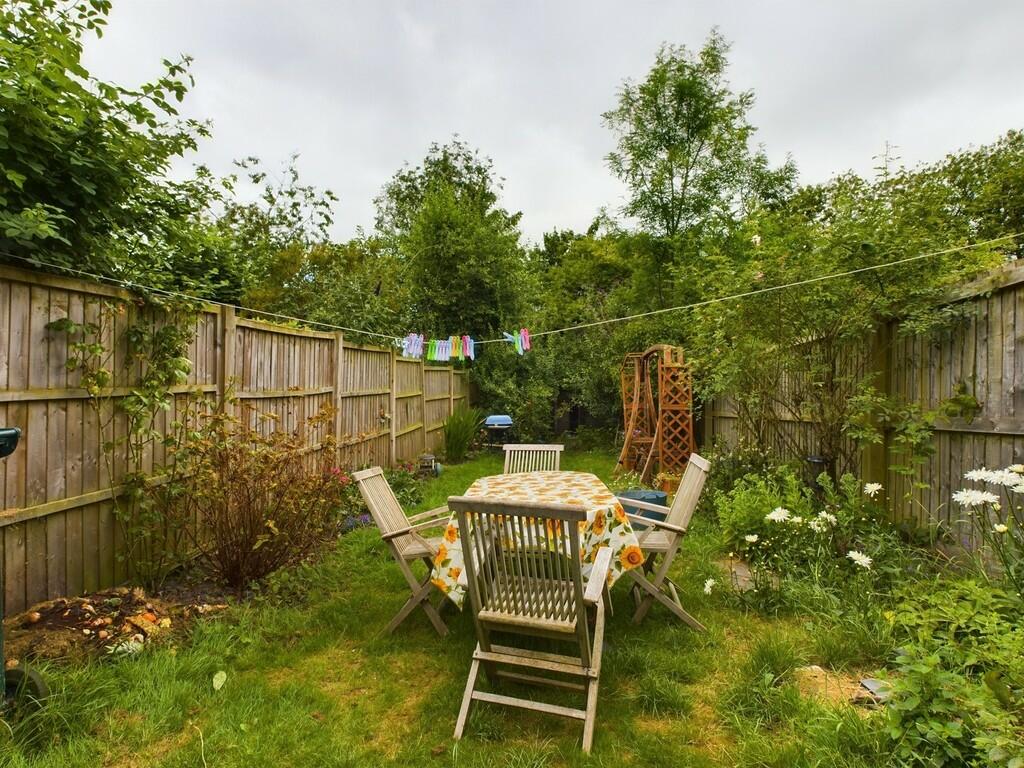 CAM02854G0-PR0178...