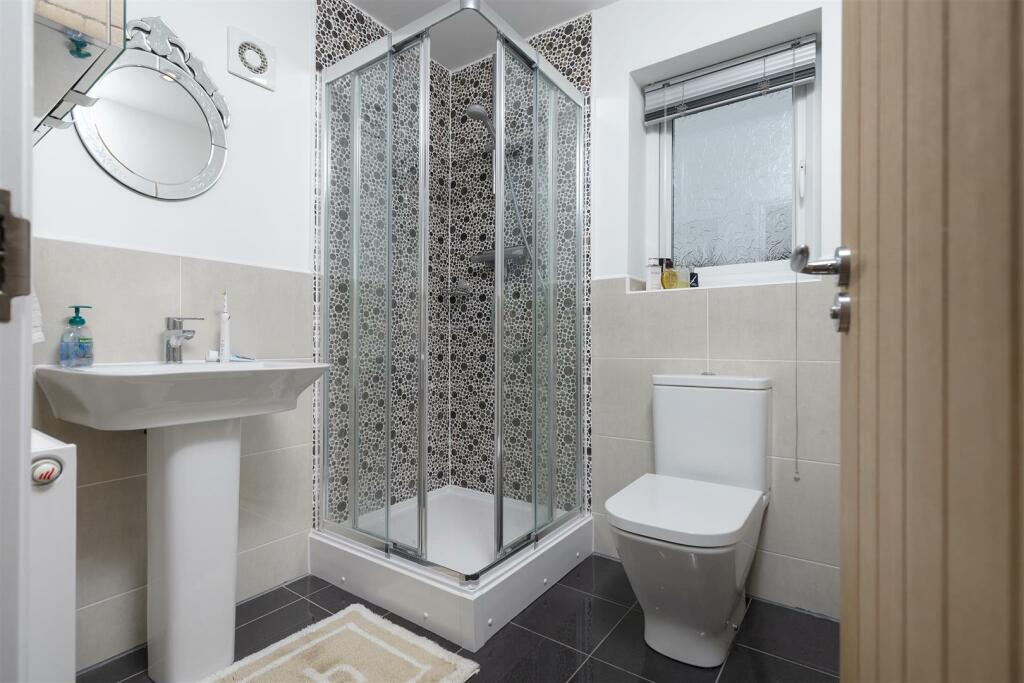 Bramleys Estate Agents - Hazel Fold - Queensbury (