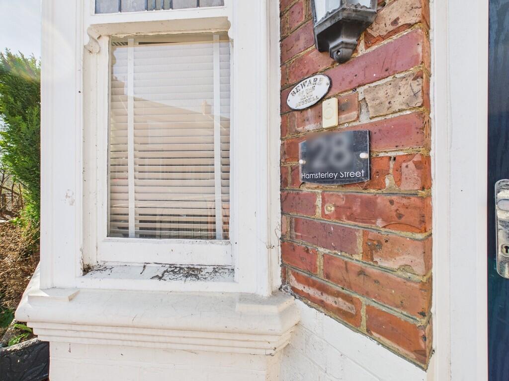 CAM01835G0-PR0172...