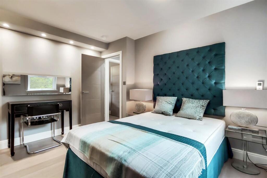 5_Master Bedroom-0.jpg