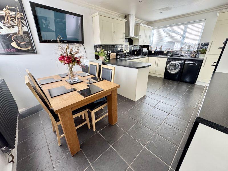 Open Plan Dining Kitchen