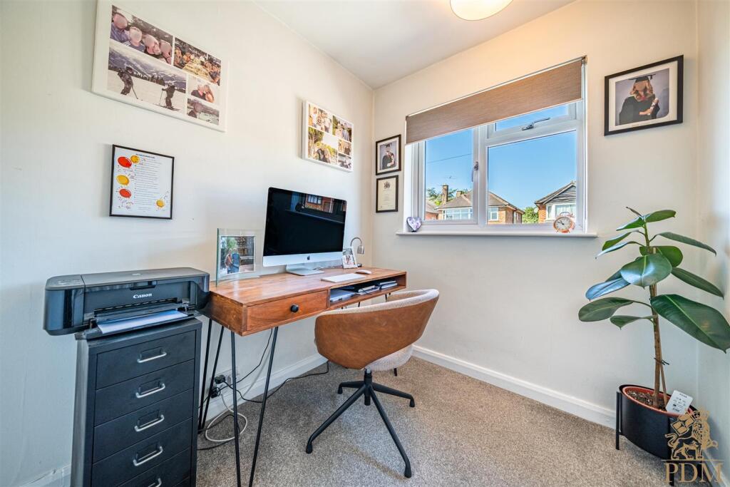 25044-01 Bankfield Drive_027 - Edited - Edited.jpg