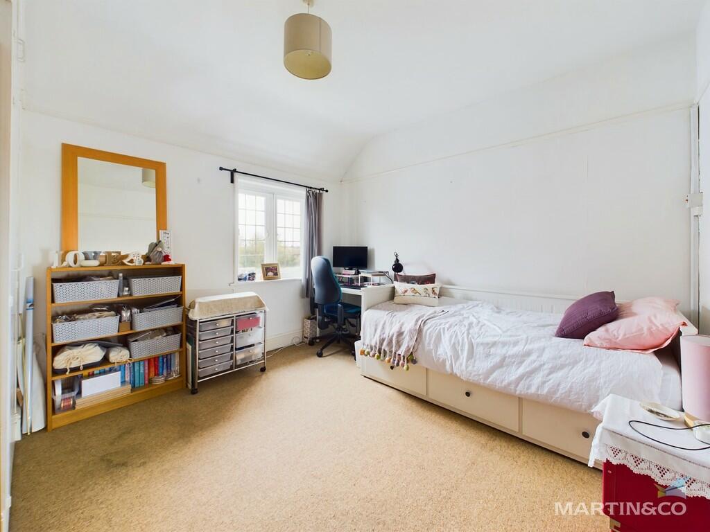 CAM03111G0-PR0244...