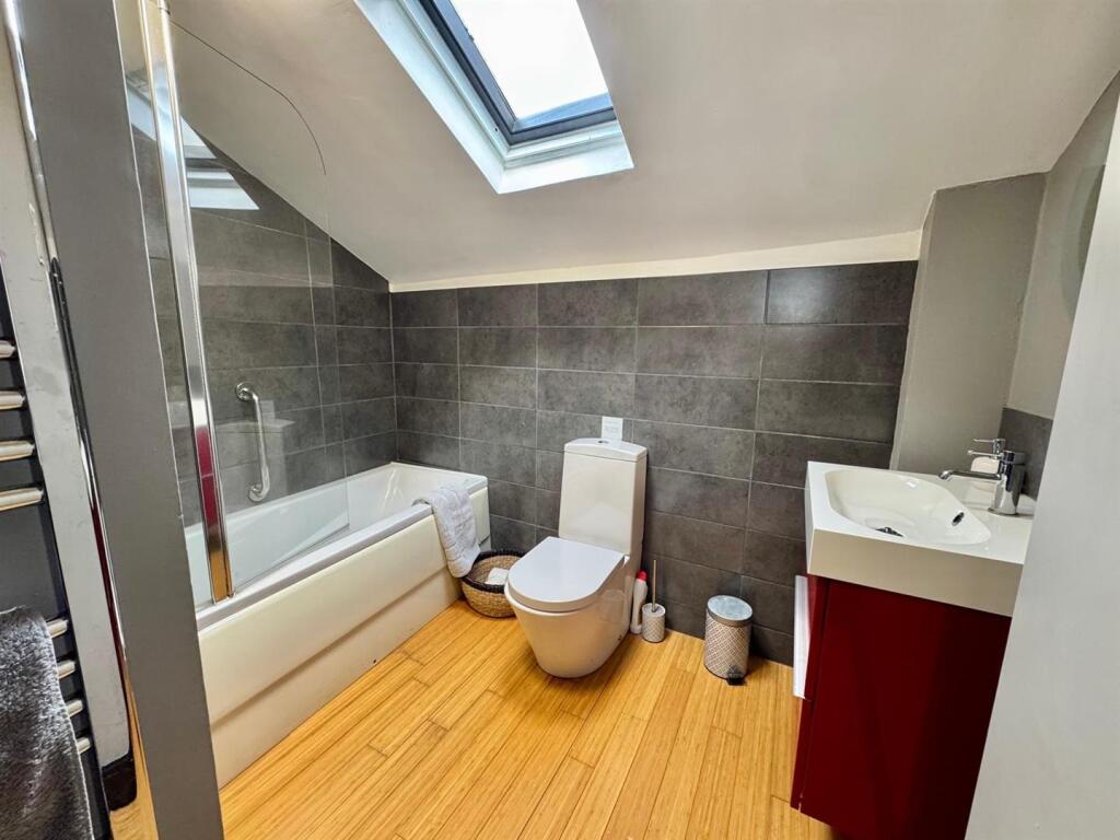 PHOTO-2025-10-11-10-18-39 (2).jpg