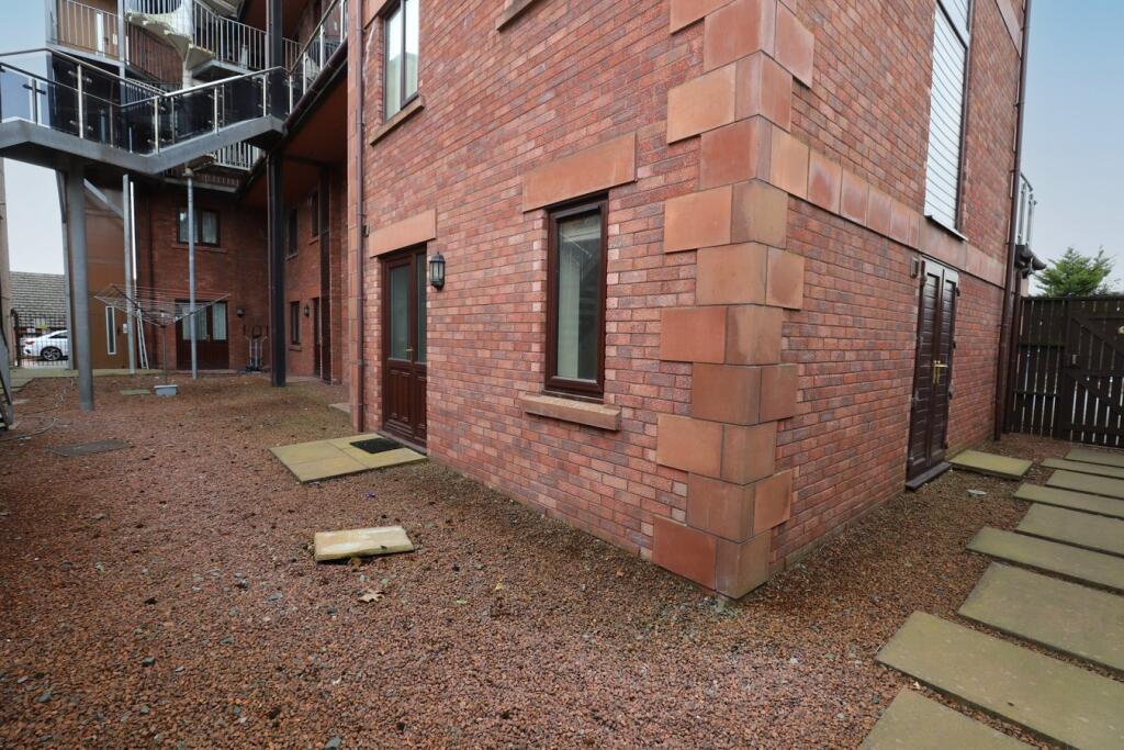 Rear Communal Seating Area