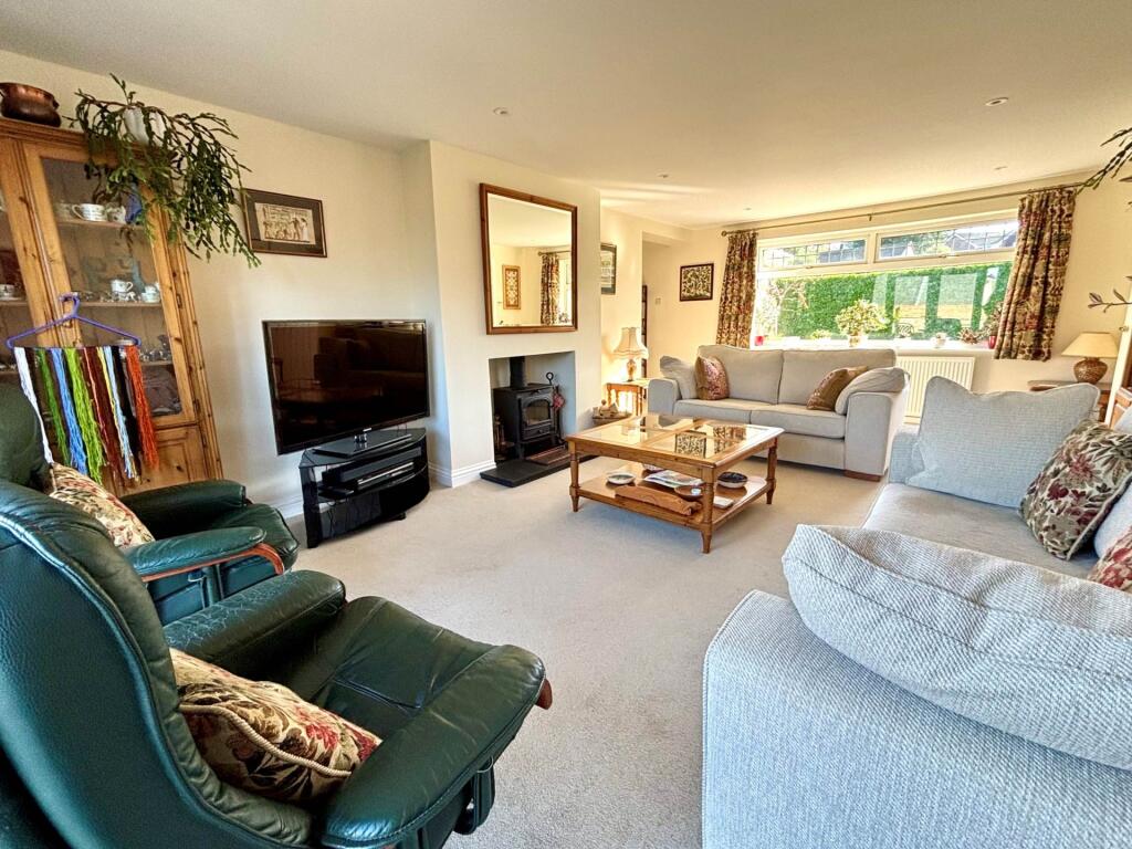 Elcot Lane, Marlborough, SN8 2AZ