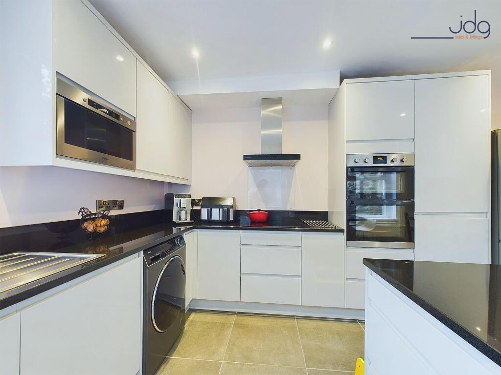 Another view of the stylish kitchen