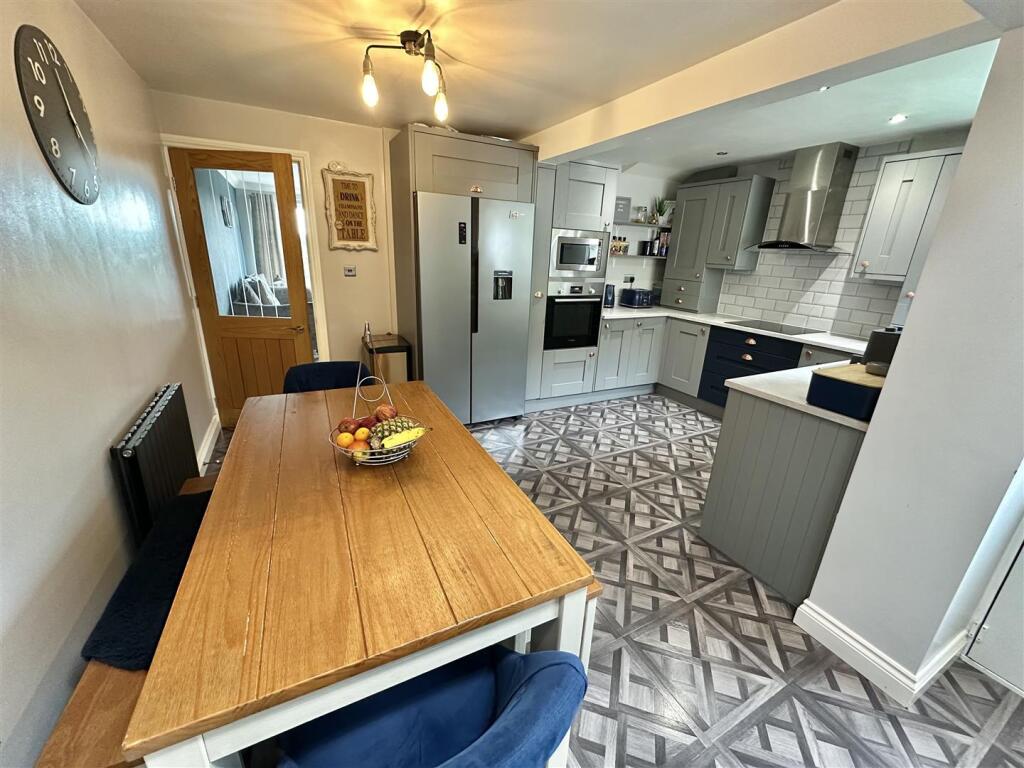 Bramleys Estate Agents - Park Avenue - Liversedge 