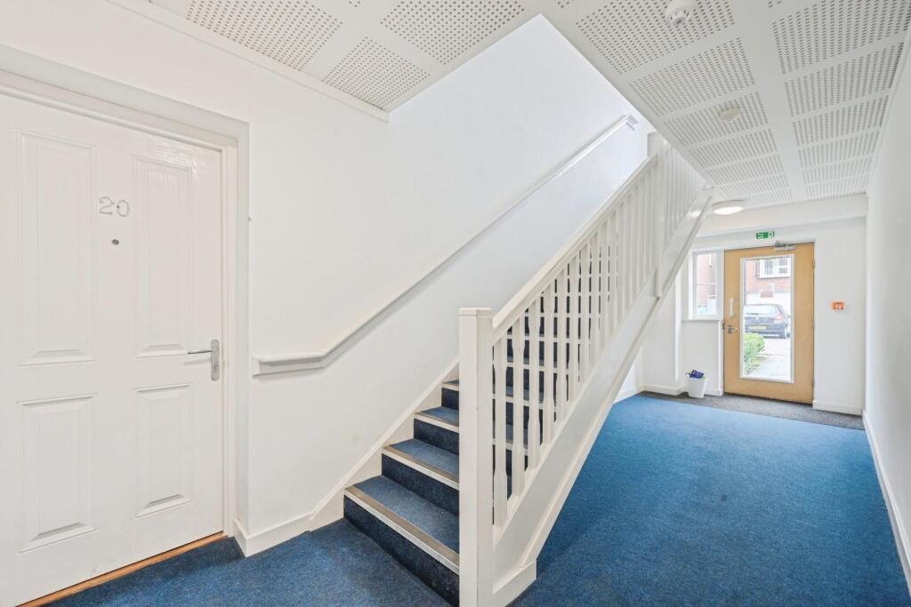 24langleyway-15.jpg