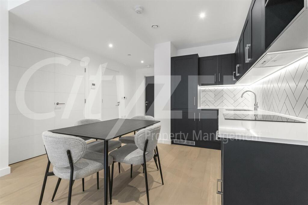 RECEPTION/KITCHEN
