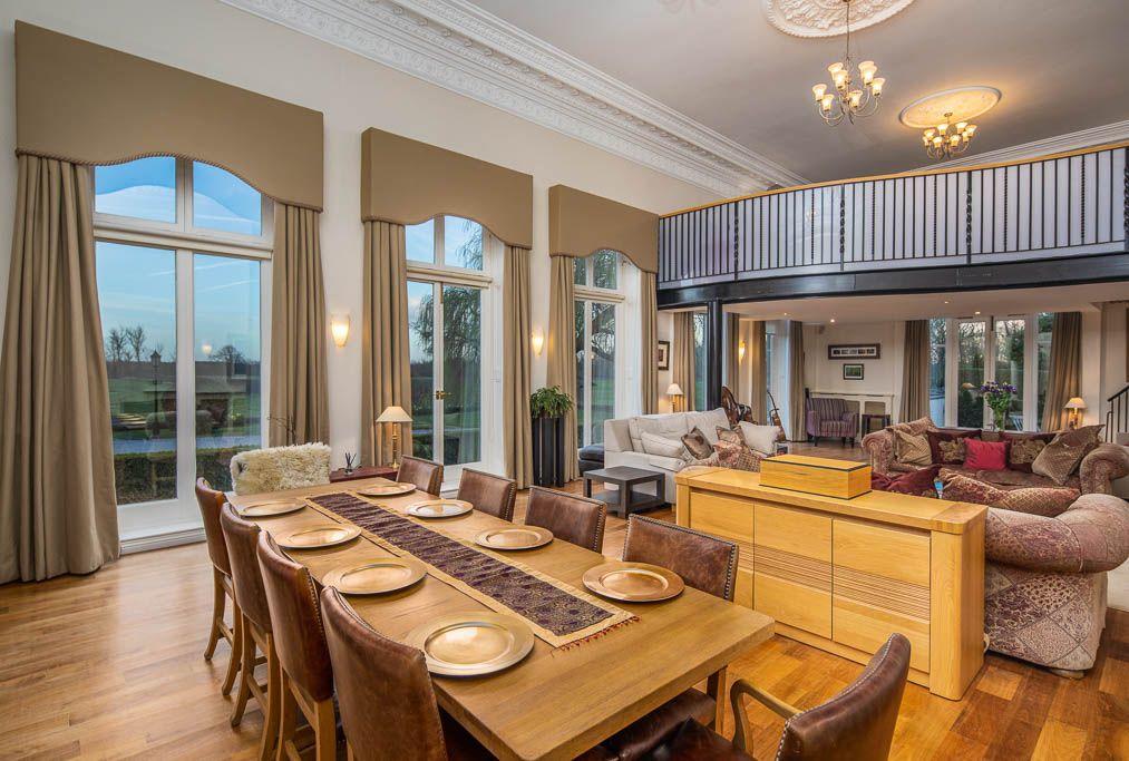 Dining Room / Drawin