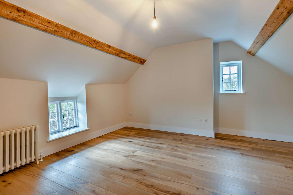 8636274interior17800