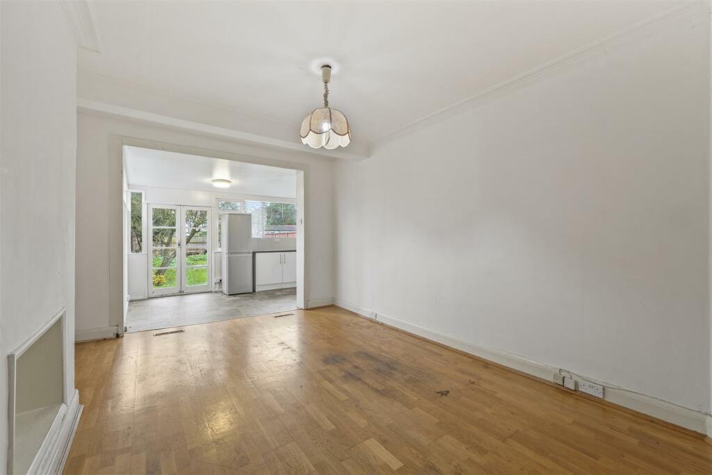 216 Watford Road - xDrOK1gab2abNAbkrEX7.jpg