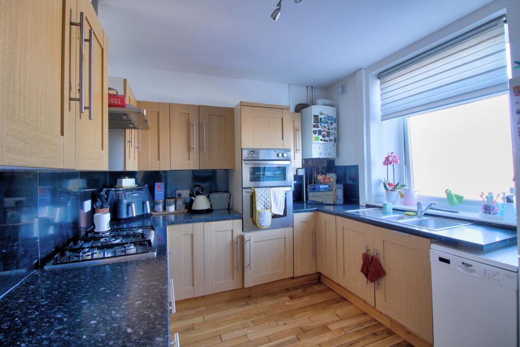 IMG_4335_6_7Interior4