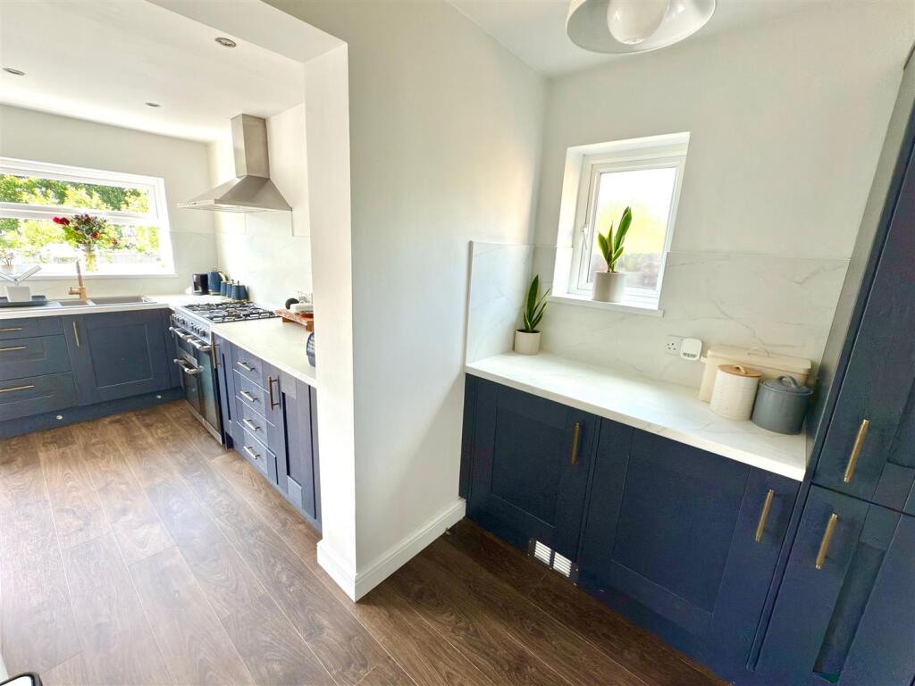 UTILITY ROOM.jpg