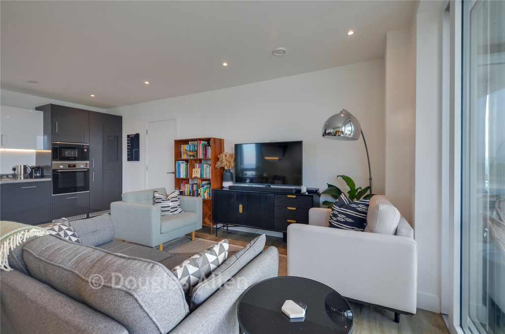 Lounge Area 2