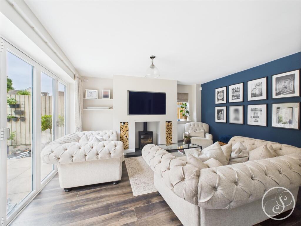 Kitchen/Diner/Family Room