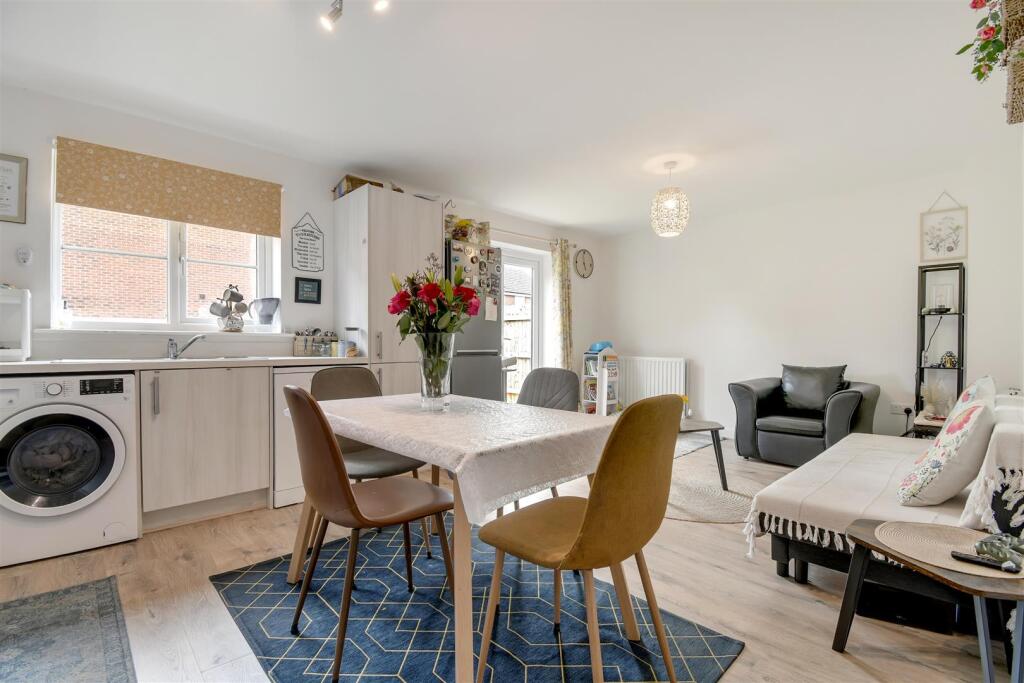 Kitchen family room