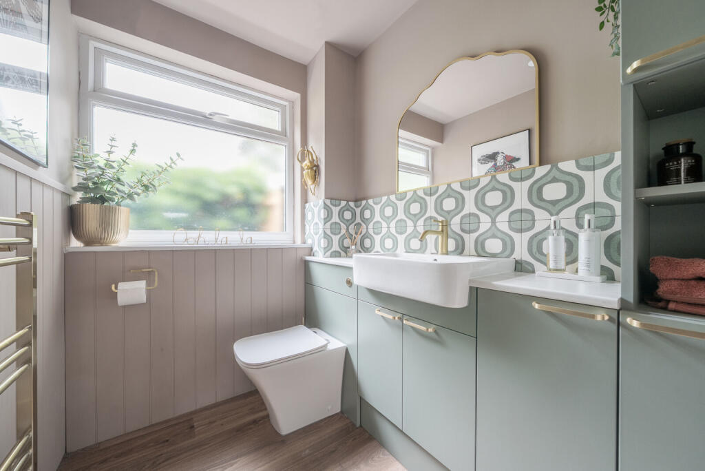 1294345-18-6825f0...