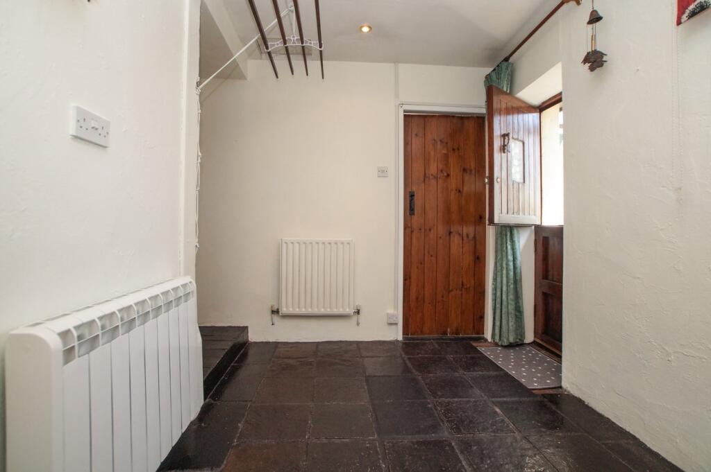 Inner Hall/Drying Room