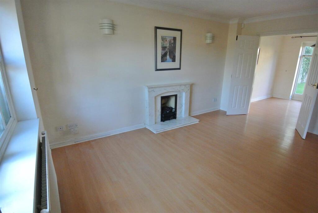 Living Dining Room.JPG