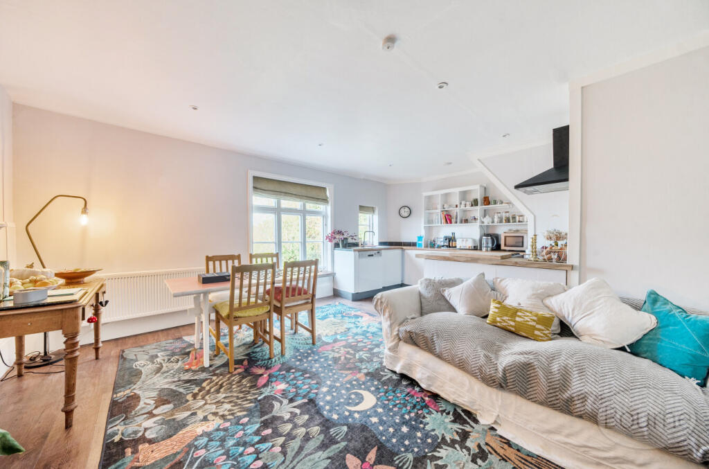 8fda120e-8ebd-466...