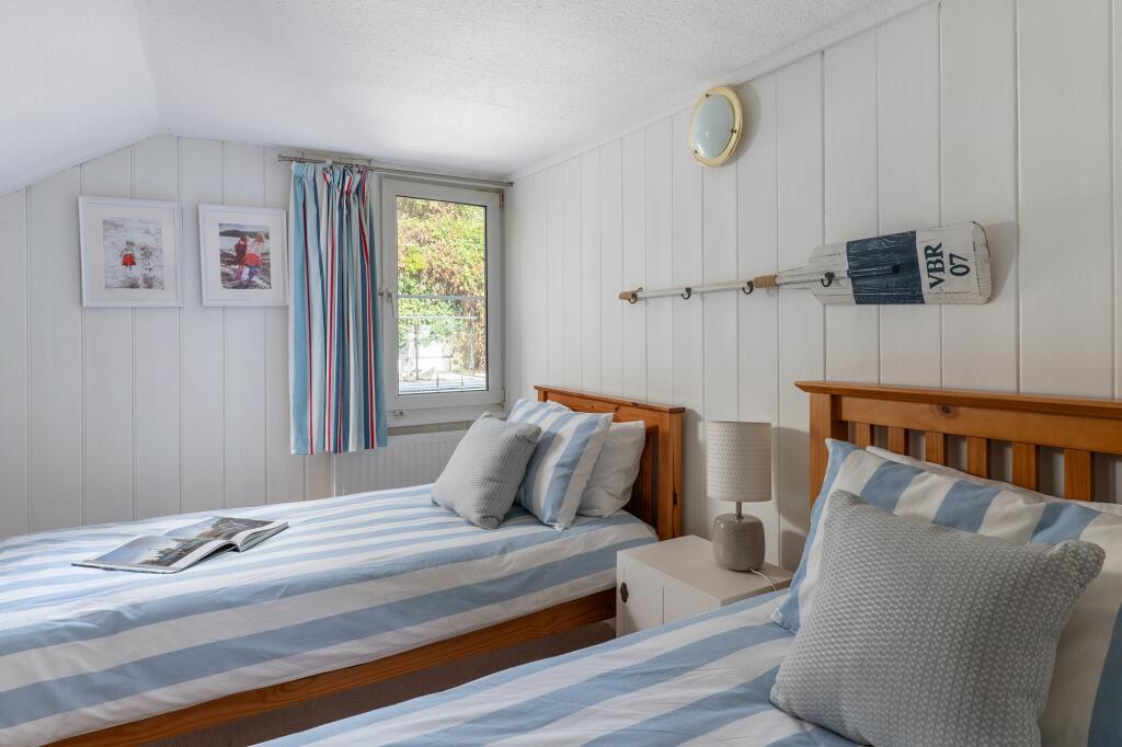 Lantern House, 12 Clarence Hill, Dartmouth_Bedroom 2