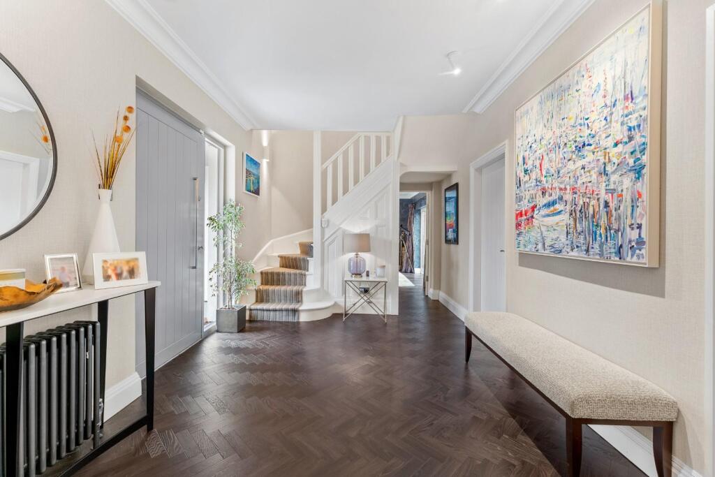 218 WOODFORD ROAD-50.jpg