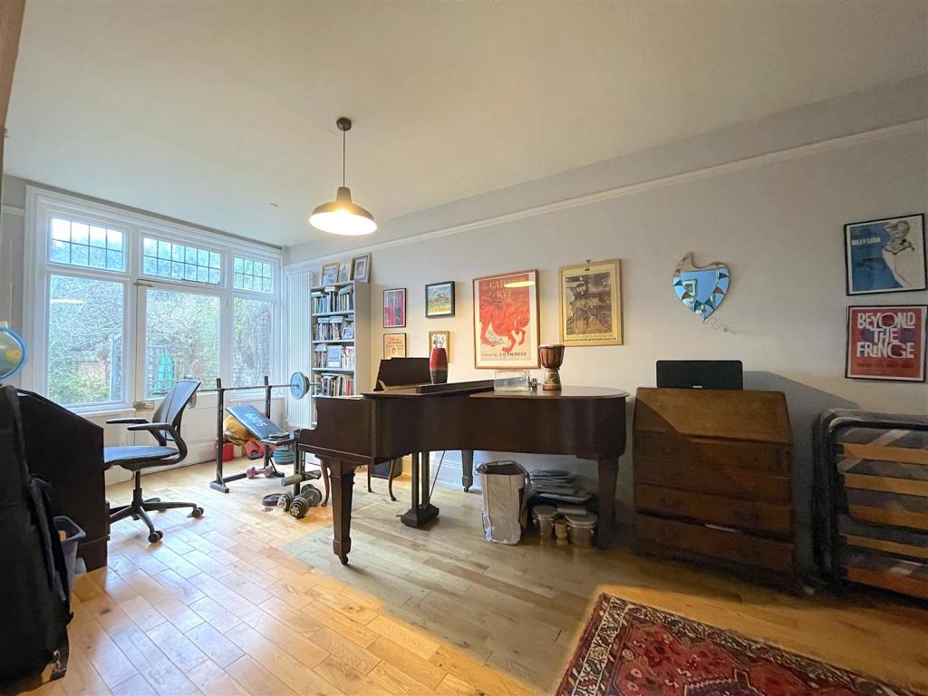 Dining Room (1).jpeg