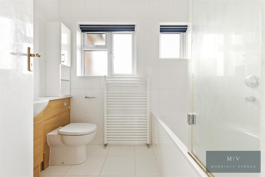 Manor Gardens 4 MV-13.jpg