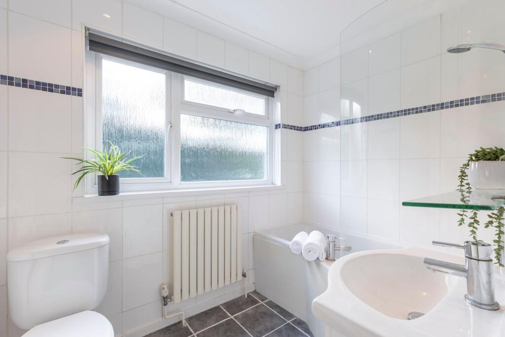 Family bathroom