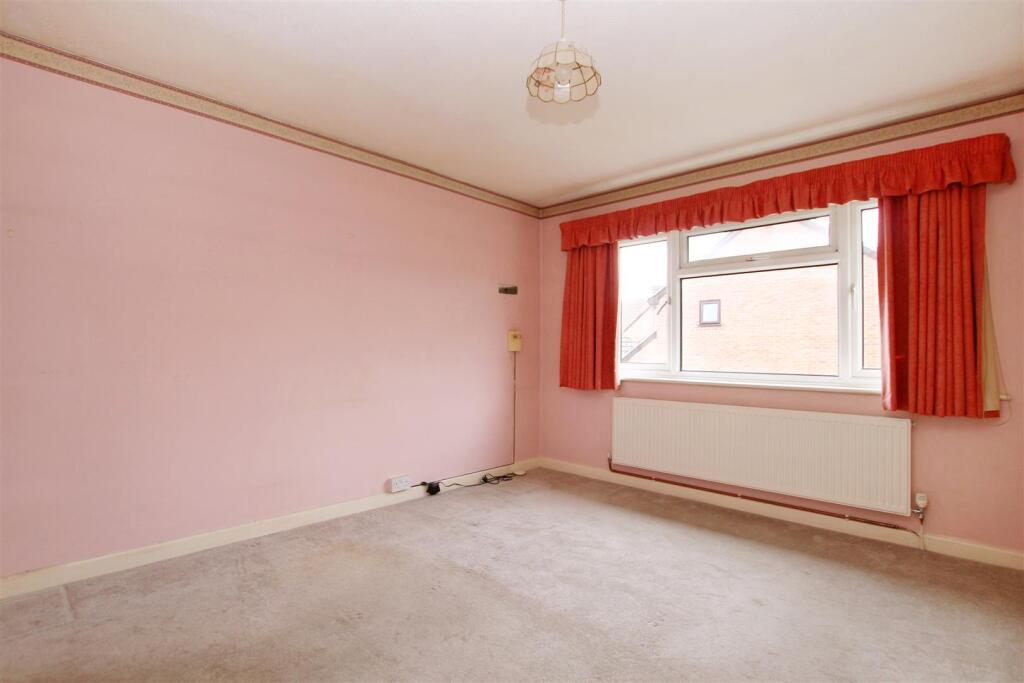 9017297-102600-133840152215303535-3882df33-2a32-cf