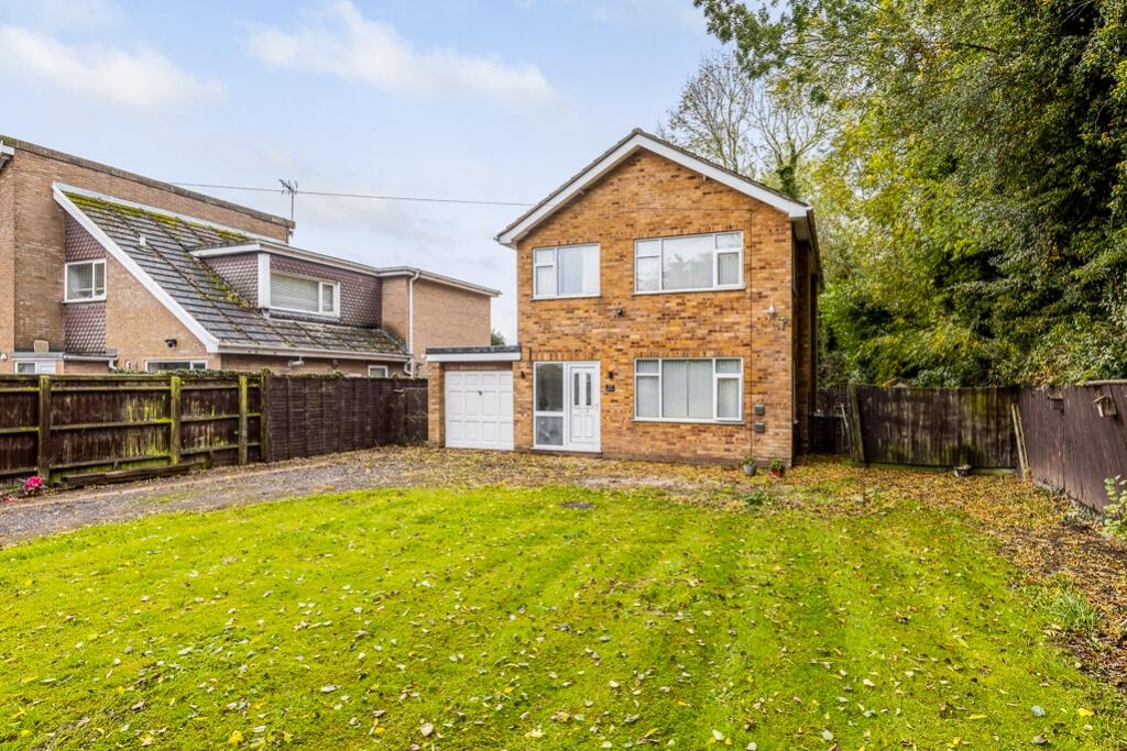 77 Middlegate Road West (Frampton)-8