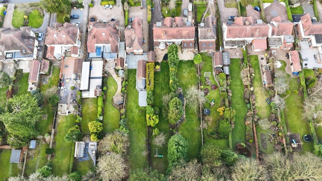 Aerial view of the property / land boundary