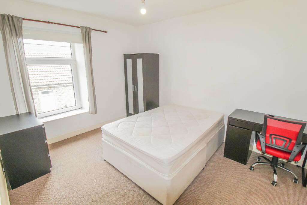 Bed3