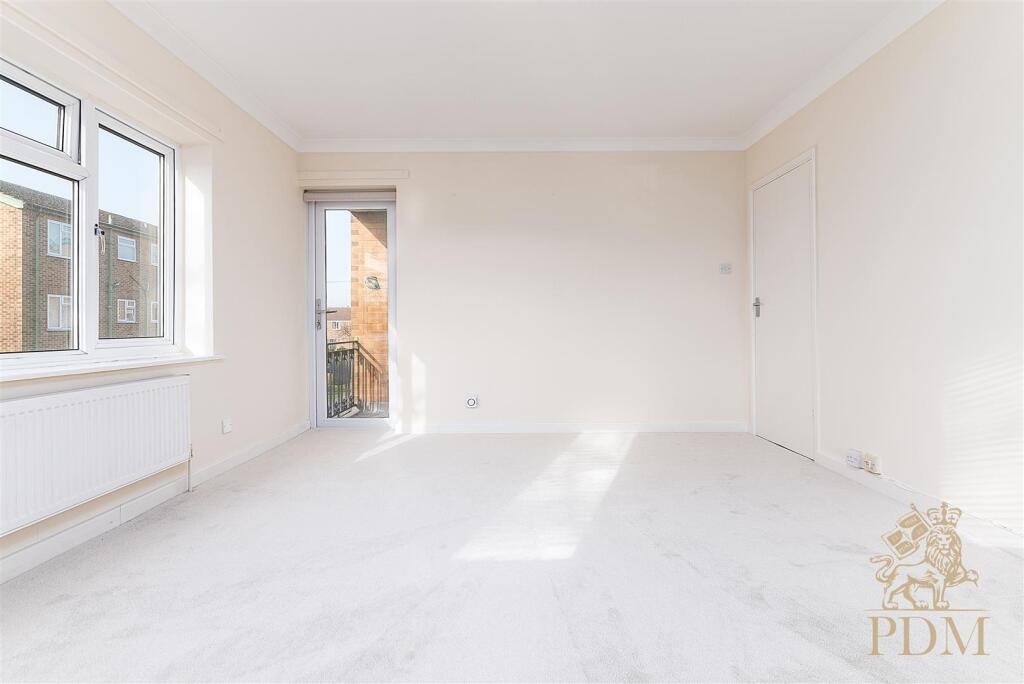 17 Willow Court West Bridgford Nottingham NG2 7HP