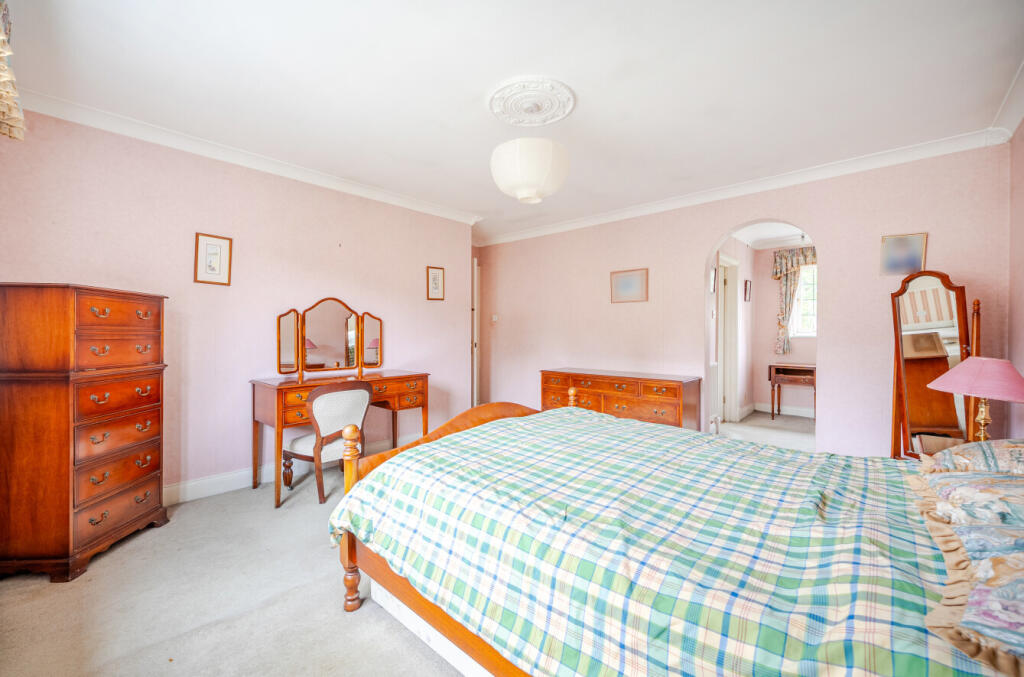 1364930-11-68ee22...