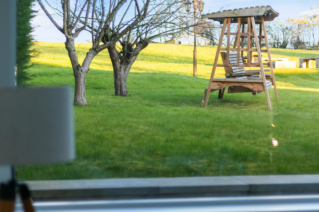 The Orchard, Far Common Rd, Mirfileld 24_297.png