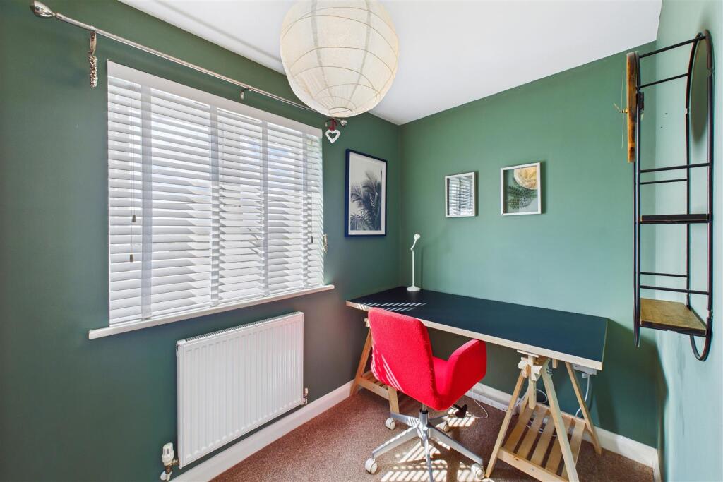 Bedroom 4/Office