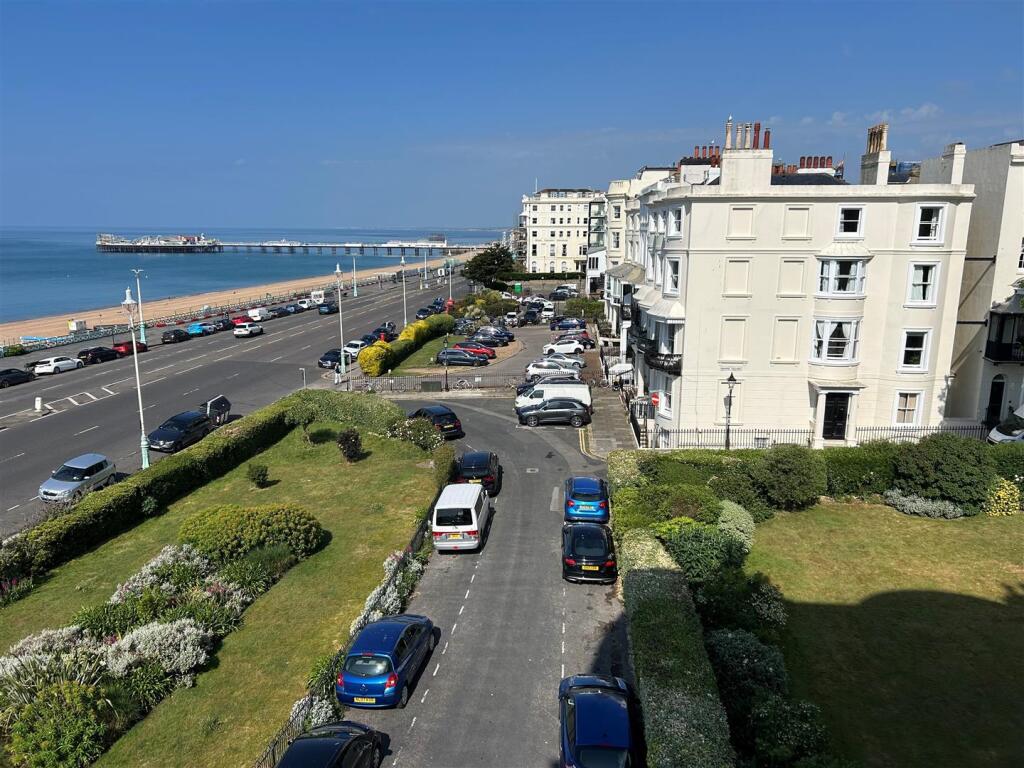 Collingwood House Flat 7 View 3.jpg