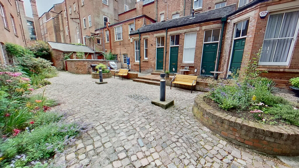 Peoples-Hall-Cott...