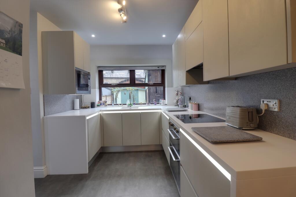 Kitchen 1a