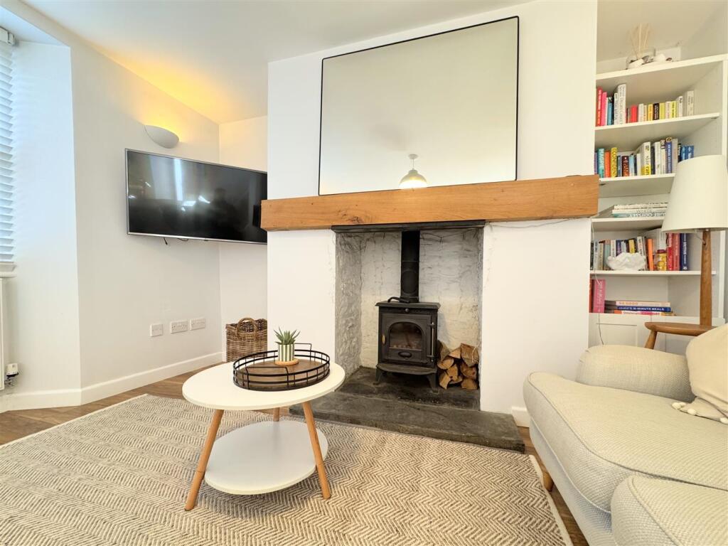 Lounge Area